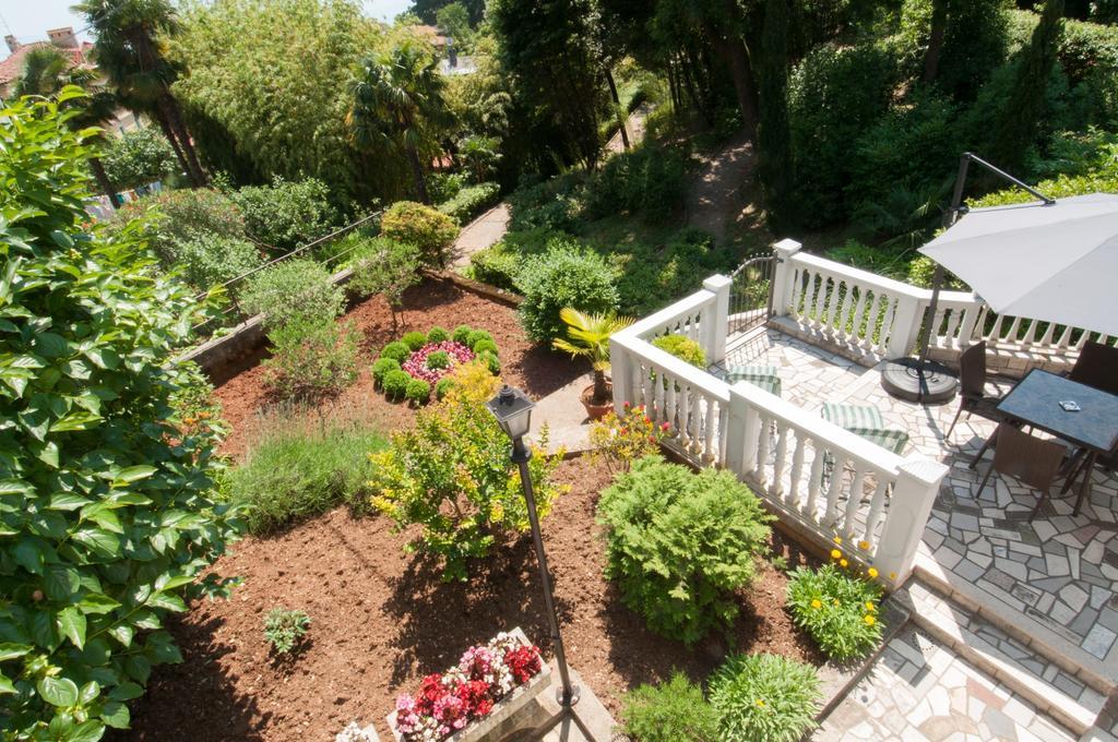 Apartments Villa Salona Опатія Номер фото
