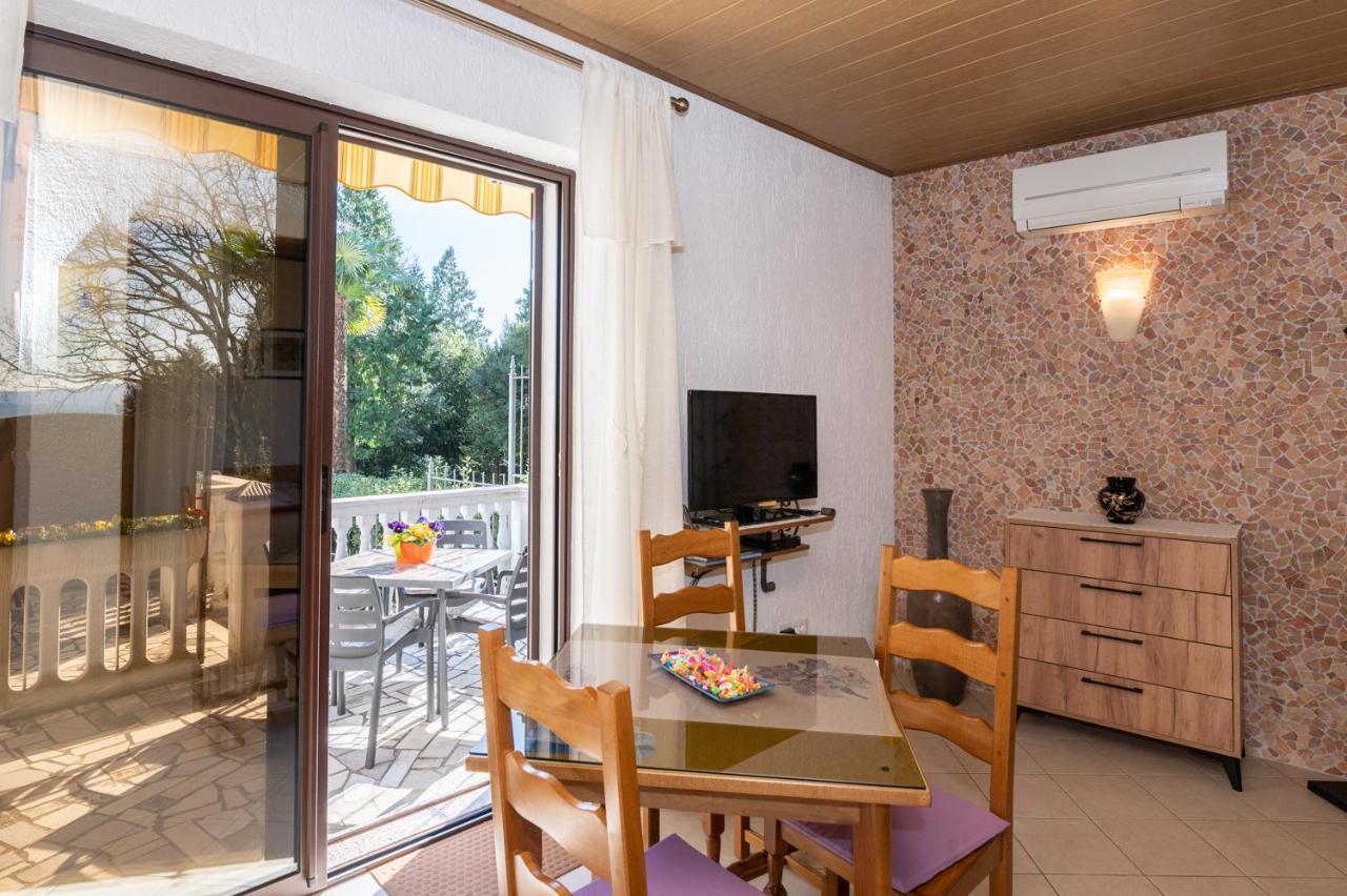 Apartments Villa Salona Опатія Екстер'єр фото